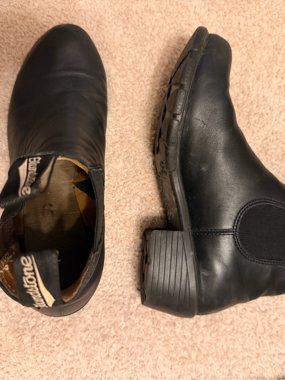 Blundstones
